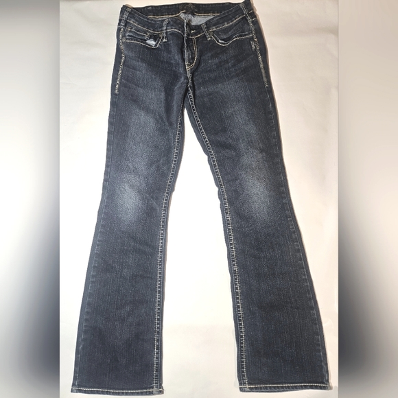 Silver Jeans - Picture 2 of 9